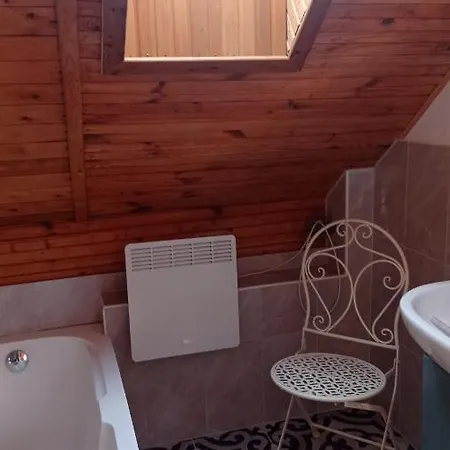 Balatuniversum Apartmanhouse *