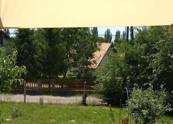 Balatuniversum Apartmanhouse
